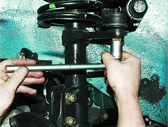 Замена рулевых наконечников на рено дастер и знаете ли когда менять рулевой наконечник автомобиля дастер